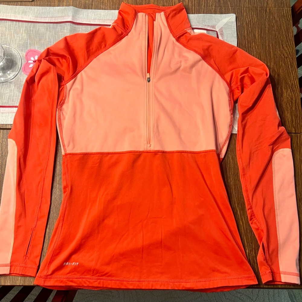 Nike Dri Fit Womens Medium Pullover Active Wear Shirt